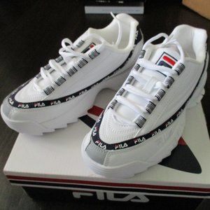 Fila Women's Sneakers 97 X Disrupter II Size 5 1/2 "New in Box"